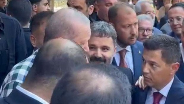 Cumhurbaşkanı Erdoğan’dan Marmaris Belediye Başkanı’na: Kapımız açık, eğer gelmek istiyorsan