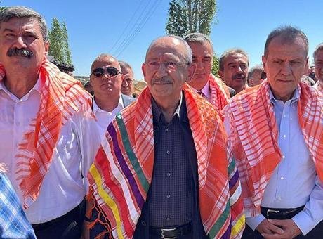 Son dakika… Vahap Seçer’den Yeni Parti’ye geçecek mi? tartışmalarına noktayı koyacak sözler