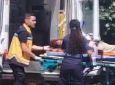 Sultanbeyli’de çatı kazası! 2 işçi yaralandı, birinin durumu ağır