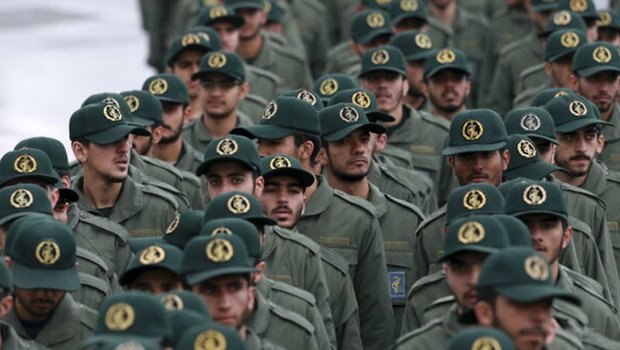 Devrim Muhafızları’ndan Trump’a ‘Hazırız’ mesajı