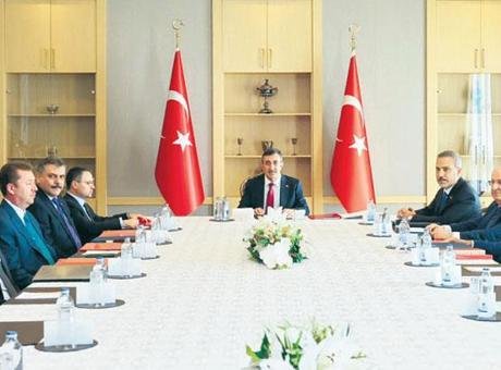 Kurul ilk kez toplandı! ‘Tarihi adımlar kararlılıkla uygulanacak’