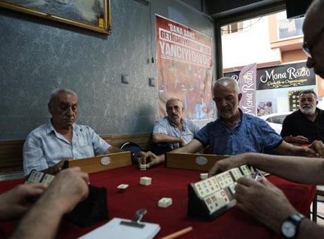 ‘Taşım gelmiyor’ dedi, yancıyı dövdü! Kahvehanede afişlik olay