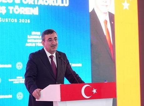 Cumhurbaşkanı Yardımcısı Yılmaz, Bingöl’de konuştu! ‘105 milyar doları göreceğiz’