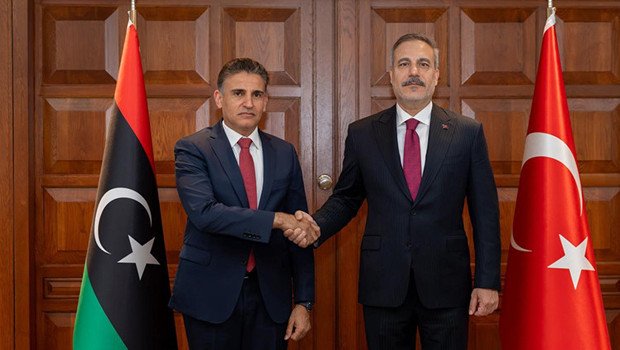 Dışişleri Bakanı Hakan Fidan, Salahattin Nemruş ile bir araya geldi.