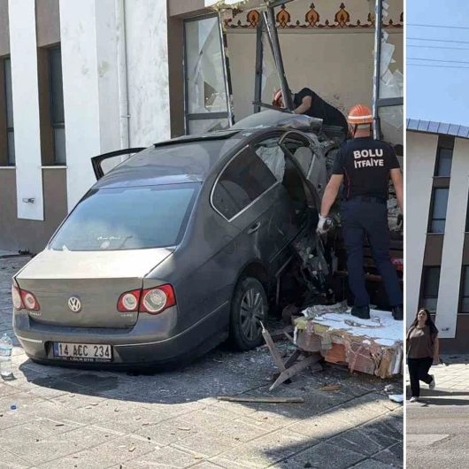 Caminin imam odasına dalan otomobilin sürücüsü alkollü çıktı