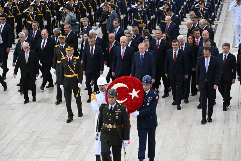 Cumhurbaşkanı Erdoğan: 104 yıl önce olduğu gibi menfur planlara müsaade etmiyoruz