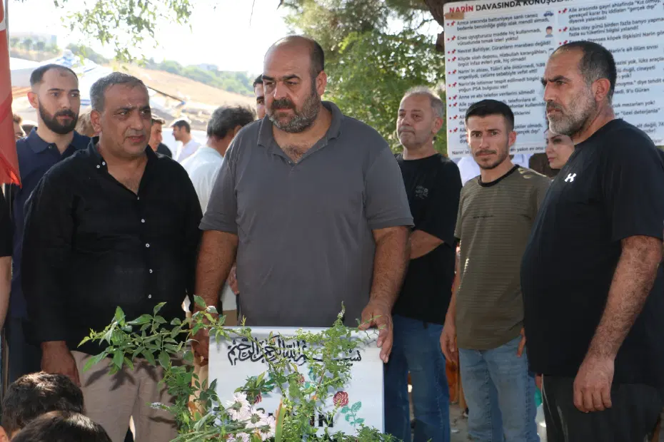 Narin cinayetinin ikinci yılı. Mezarı başında anıldı