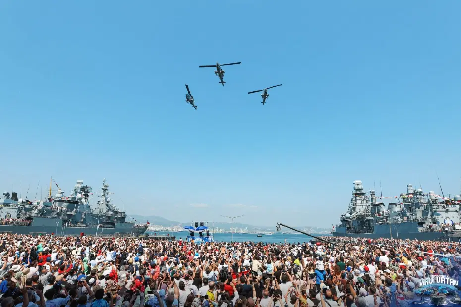 TEKNOFEST Mavi Vatan’da üçüncü gün heyecanı. Adım atacak yer kalmadı