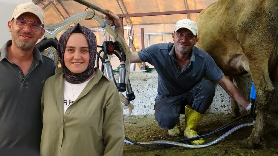 İşlerini bırakıp Erzurum’da çiftlik kurdular. “Daha önce hayvana dokunmamıştım”