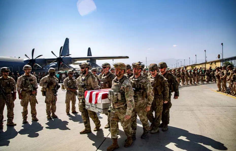 Afganistan’da ABD için savaştılar, bugün Yeşil Kart’larını kaybetmekten korkuyorlar