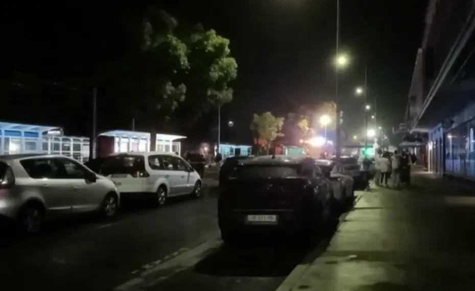 Fransa’da araç kalabalığın arasına daldı. Bir kişi öldü, 10 kişi yaralandı