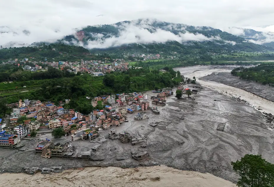 Nepal’deki felaket nasıl geldi? Uydu görüntüleri gerçeği ortaya çıkardı
