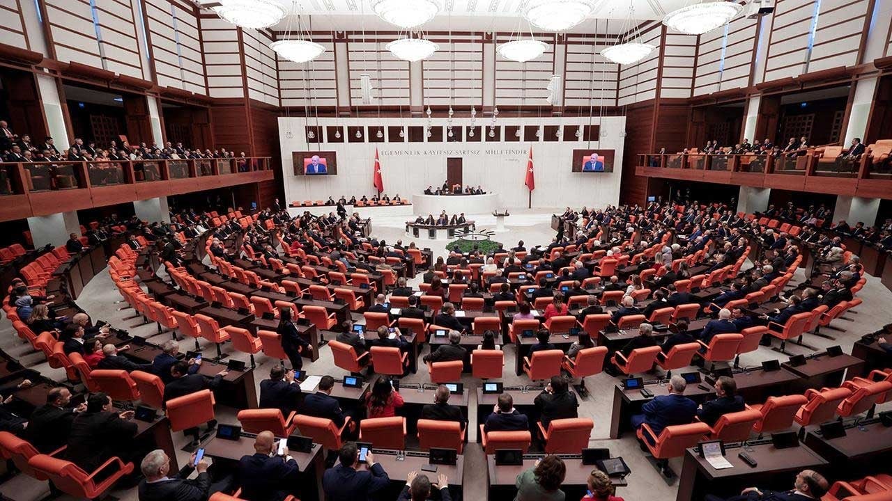 AK Parti’den ‘Terörsüz Türkiye’ yasası sonrası ilk açıklama