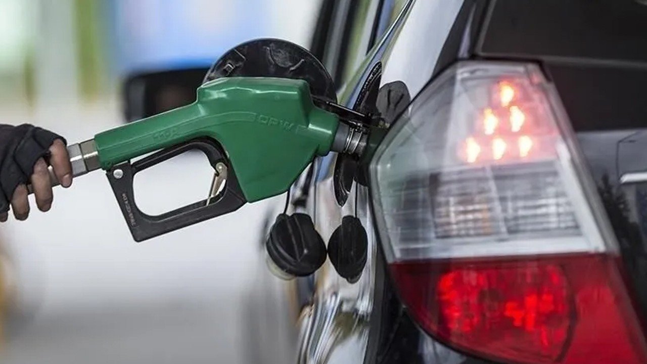 Akaryakıt fiyatlarında son durum! Benzin, motorin ve LPG’ye zam, indirim var mı? (25 Ağustos 2026)