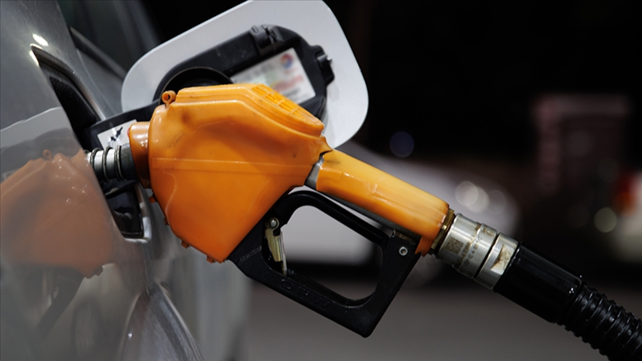Akaryakıt fiyatlarında son durum! Benzin, motorin ve LPG’ye zam, indirim var mı? (12 Ağustos 2026)