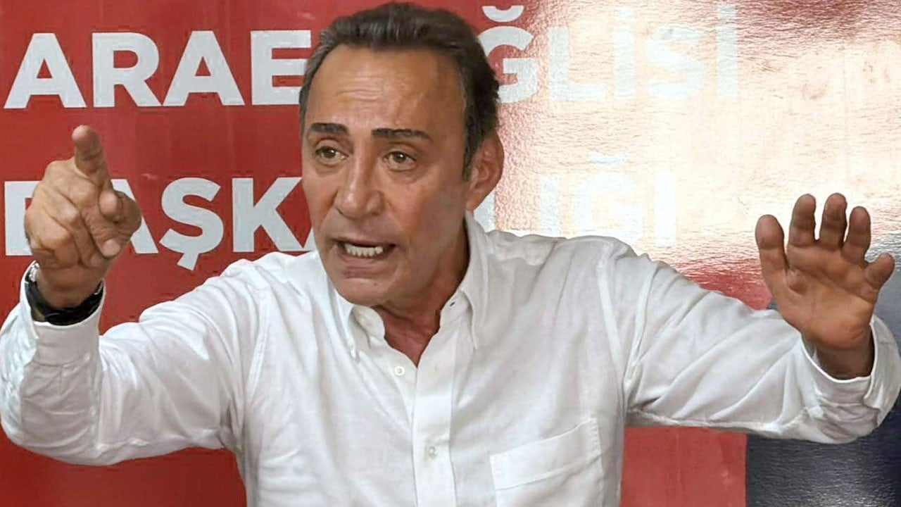 Berhan Şimşek’ten Özgür Özel’e: Sizden olsa olsa korsan olur! Baba dediler, harçerlediler, ‘baba ocağı’ dediler, parçaladılar