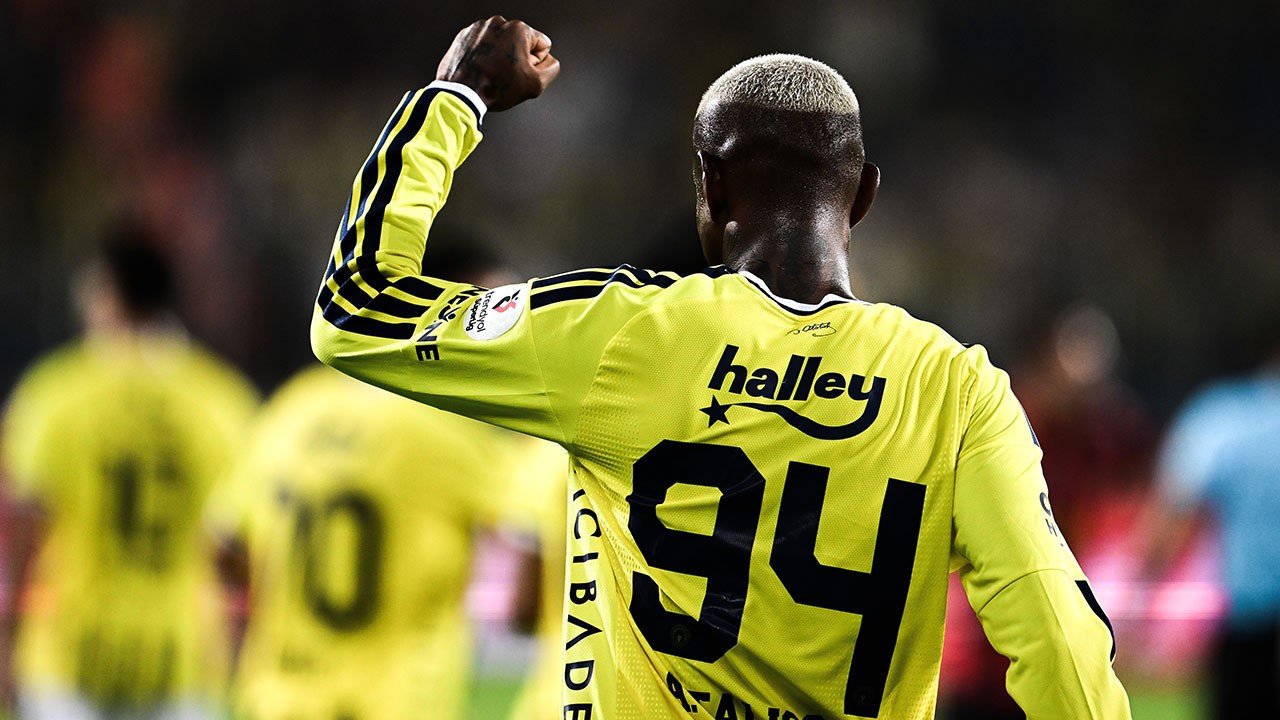 Fenerbahçe-Olimpik Lyon maçının hakemi açıklandı
