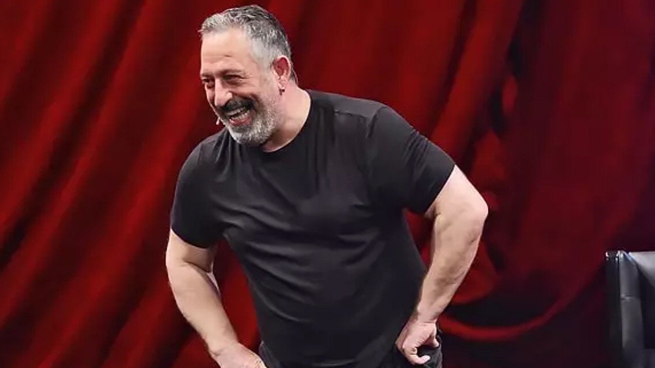 Komedyen Cem Yılmaz hastaneye kaldırıldı