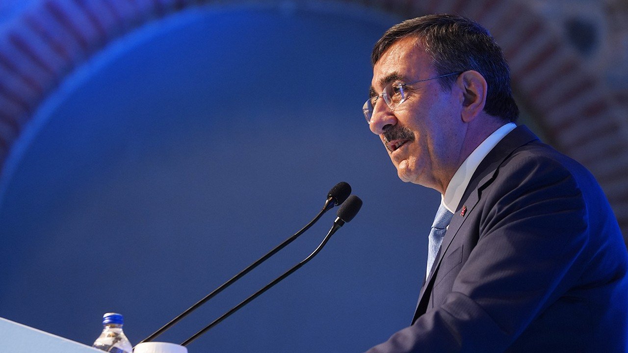 Yılmaz’dan Mekke Anlaşması açıklaması: Enerji ve ticarette yeni fırsatlar sunacak
