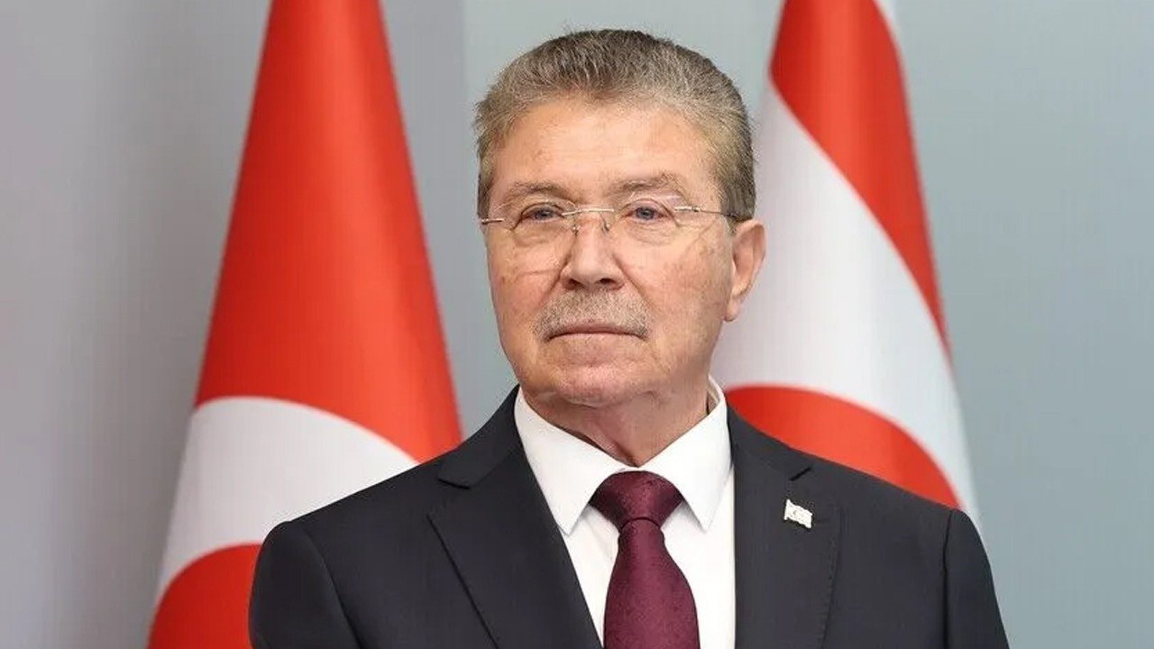 Ünal Üstel’den GKRY’ye doğal gaz tepkisi: Bizi engelleyemezsiniz