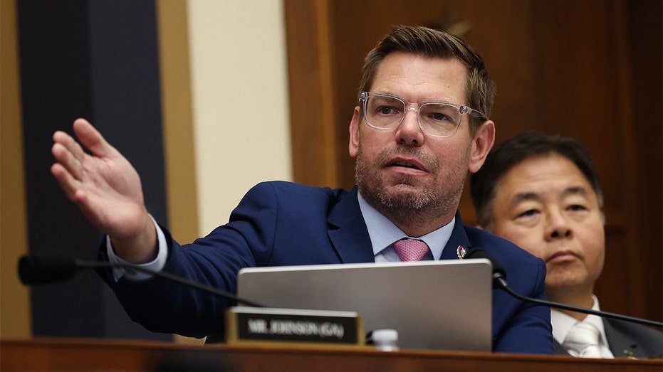 FBI seizes Swalwell’s devices at airport as sexual misconduct investigation escalates: sources