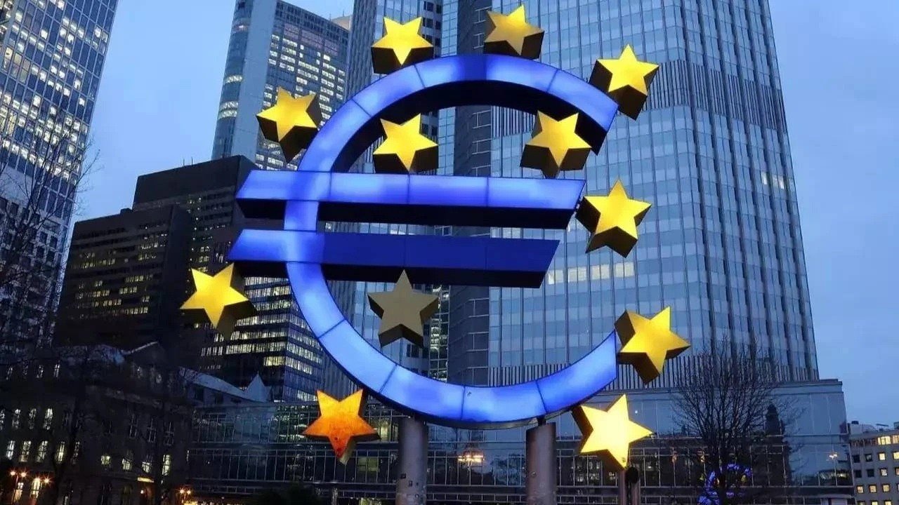 Euro Bölgesi’nde sanayi üretimi haziranda sabit kaldı
