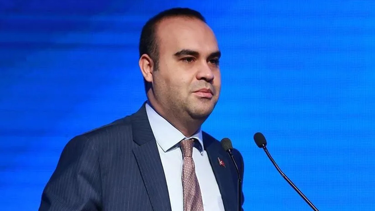 Bakan Kacır: Güçlü geleceğin temeli değerlerimize sahip çıkmaktır