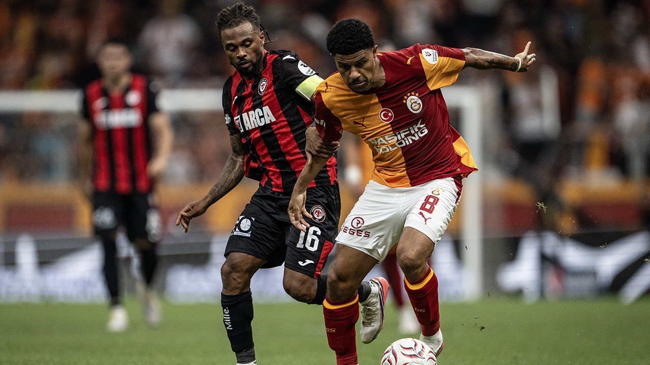 Galatasaray sezona puan kaybıyla başladı