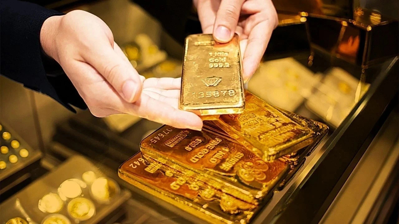 ALTIN FİYATLARINDA SON DURUM: Gram ve çeyrek altın kaç TL? Altın ne kadar? (8 Ağustos 2026)