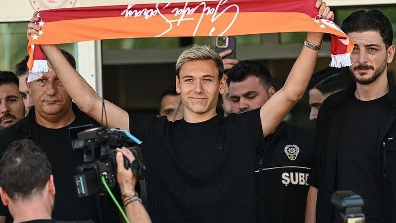 Galatasaray, Aleksey Batrakov’un transferini TFF’ye bildirdi