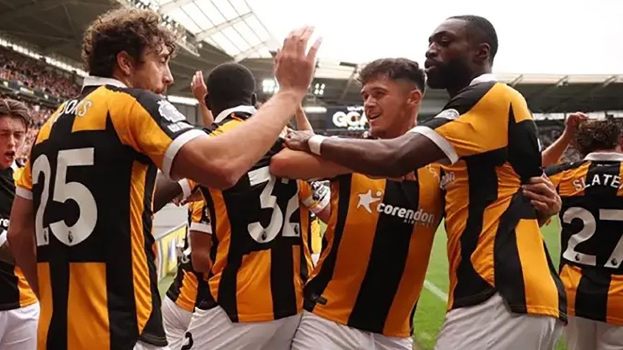 Hull City, Premier Lig’de 2’de 2 yaptı