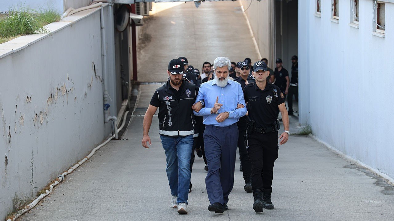Alparslan Kuytul ve eşi Semra Kuytul tutuklandı