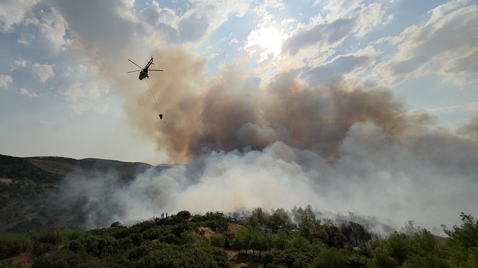 Manisa’da orman yangını çıktı! Havadan ve karadan müdahale ediliyor