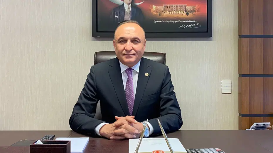 Yeni Parti vekili Melih Meriç’e bıçaklı saldırı. Saldırgan eski CHP’li ilçe başkanı çıktı
