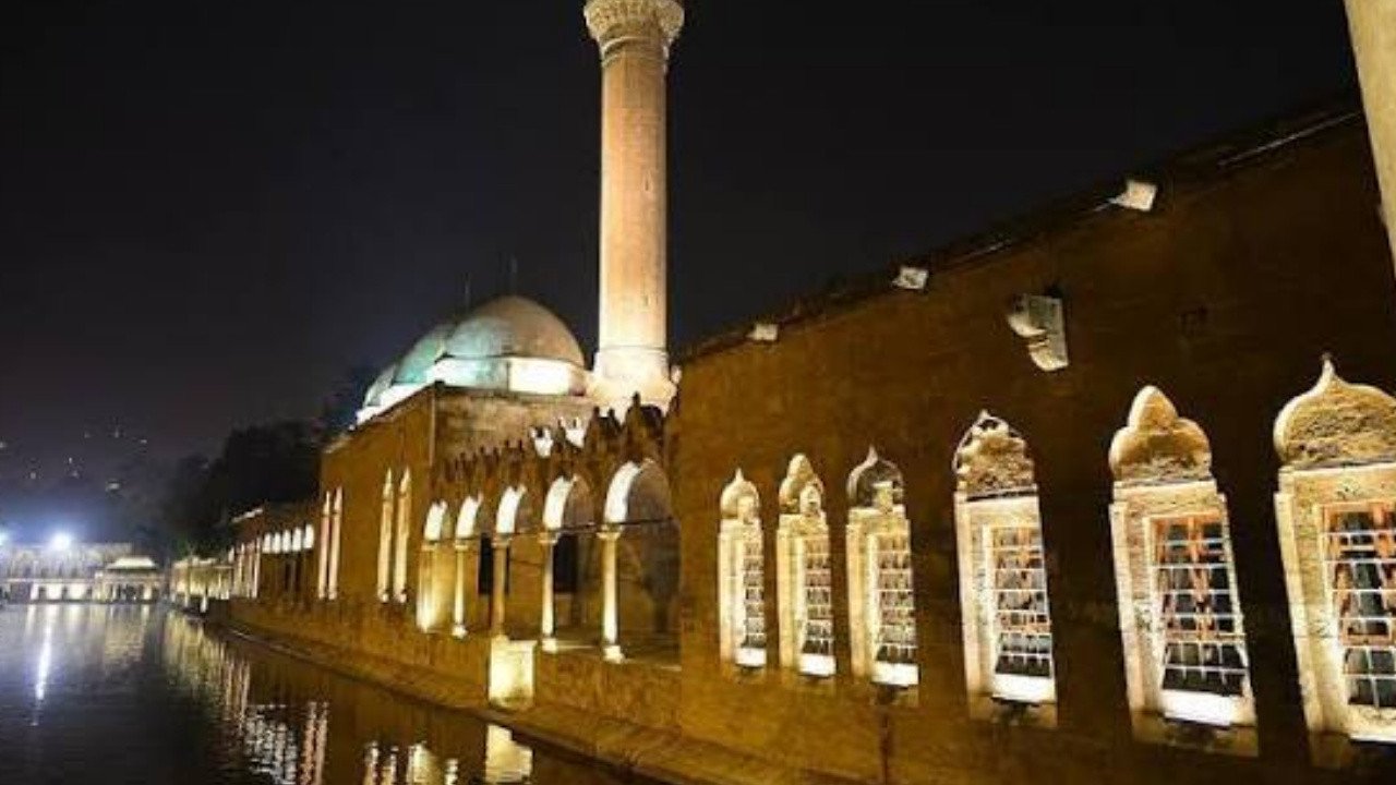 Kandil tarihi… Mevlid Kandili ne zaman idrak edilecek?
