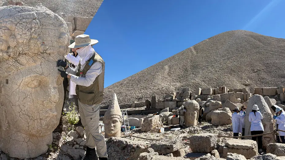 Nemrut’un dev heykellerine 5 yıllık koruma kalkanı