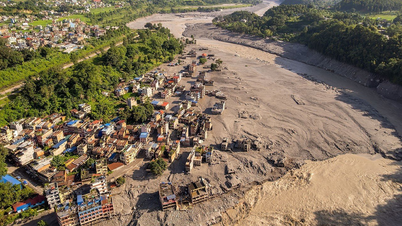 Nepal’deki selde hayatını kaybedenlerin sayısı 579’a çıktı
