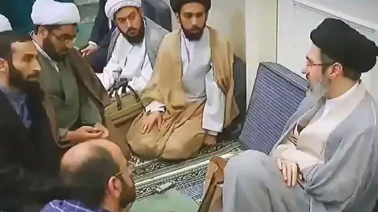 Öldüğü söylenen Hamaney’in son görüntüsü yayınlandı