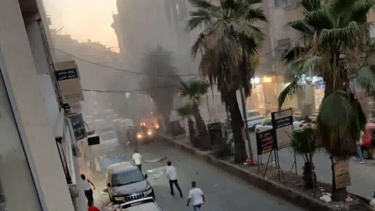 Son dakika: Suriye Şam’da otobüse bombalı saldırı