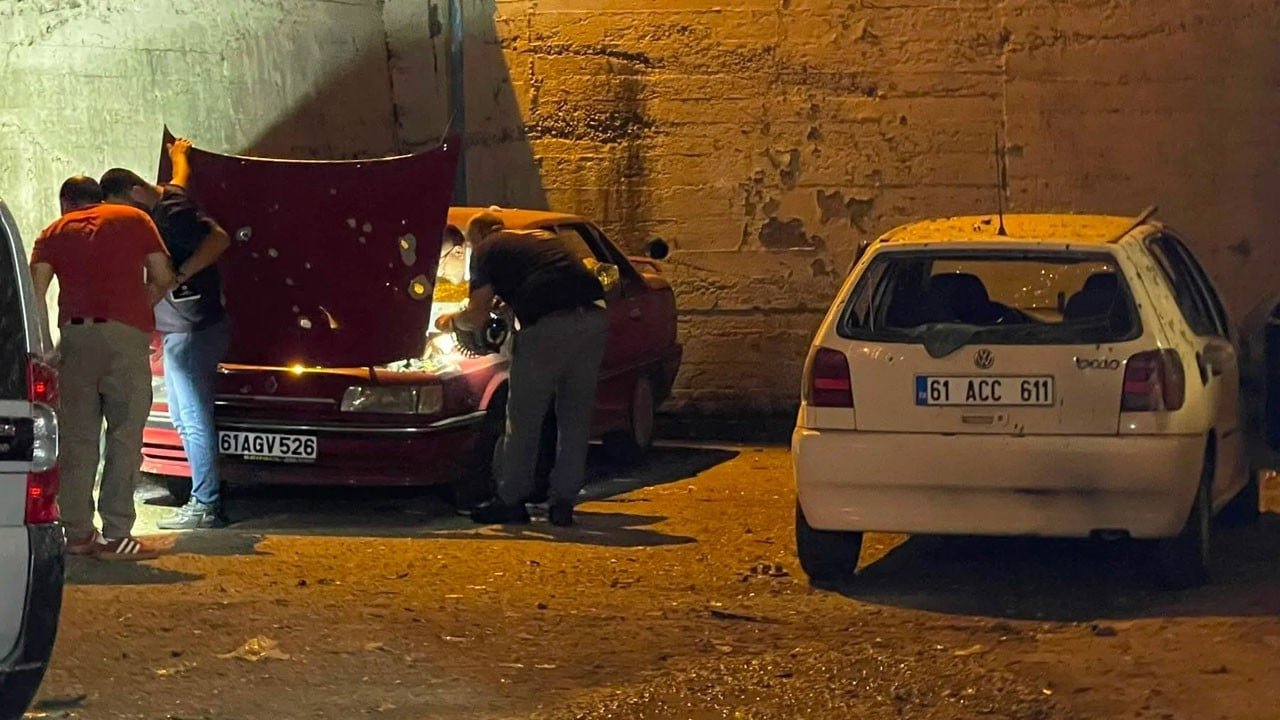 Trabzon’da hareketli dakikalar! Emniyet müdürlüğü binası önünde İHA patladı