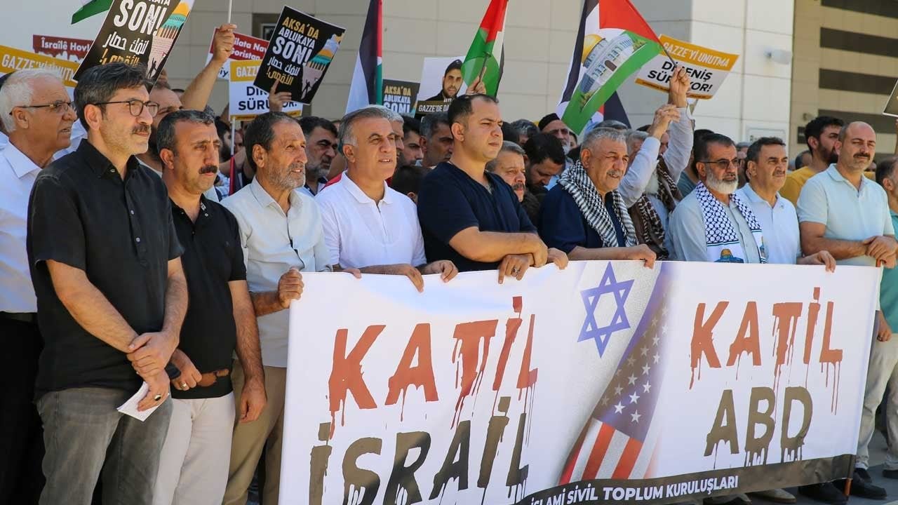 Türk STK’lardan Irak’a ‘Filistin Konvoyu’ tepkisi! Mazluma giden ekmeğin önünü açın artık