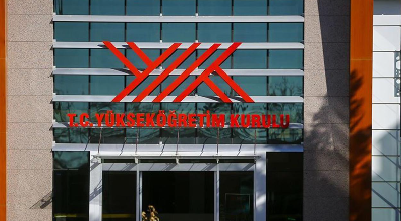 Üniversiteden ilişiği kesilenlere dev fırsat: YÖK’ten öğrenci affı açıklaması!