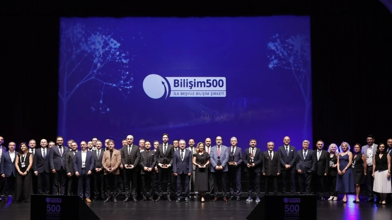 Bilişim 500’de zirve Türk Telekom’un