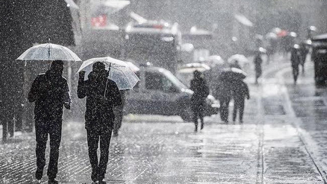 Meteoroloji bölge bölge uyardı: Kavurucu sıcaklara sağanak arası