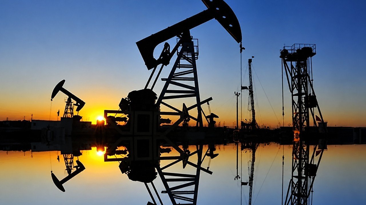 Petrolde tansiyon düşmüyor: Piyasa yeni gelişmelere kilitlendi