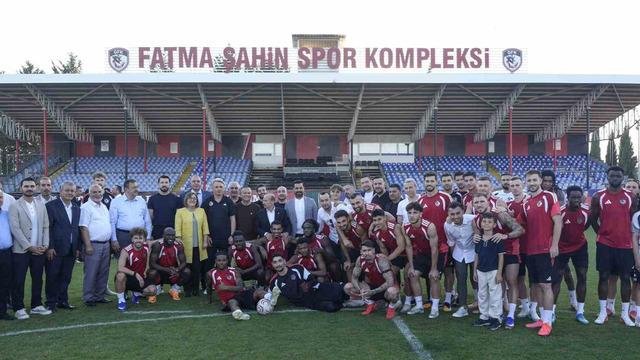 Gaziantep protokolünden, Gaziantep FK’ya moral ziyareti