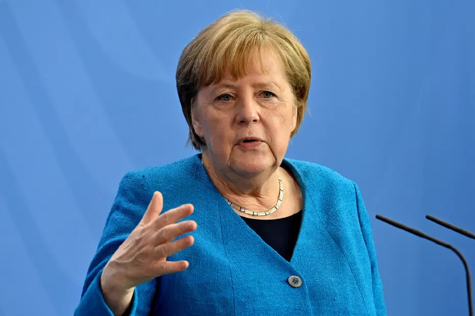 Merkel’den aşırı sağcı AfD’nin seçim zaferi sonrası ilk yorum. “İçim kan ağlıyor”