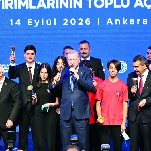 Pırıl pırıl bir gençlik geliyor