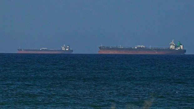 Hürmüz Boğazı’ndan çıkış yapan tankere saldırı