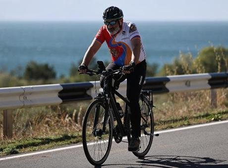 Ermenistan Başbakanı Paşinyan’dan sabah sporu! ’31 km pedal çevirdi’
